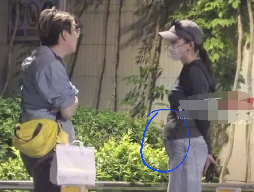 演员热依扎该怎么评价? 热依扎疑似怀孕 女艺人热依扎被狗仔拍的深夜路透，就因为穿