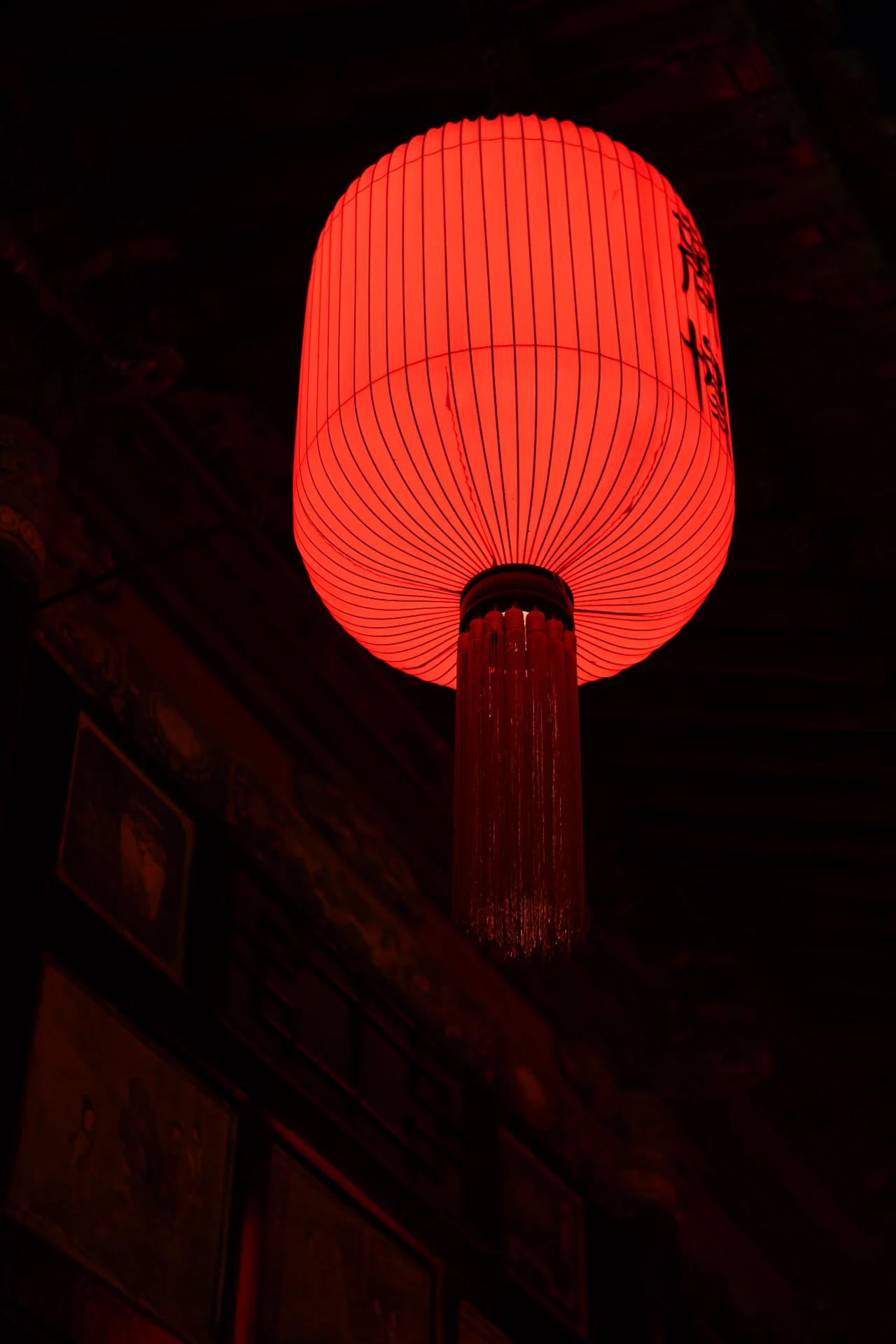 眉目有山河…
清澈明朗…
心中无丘壑…
一往无前…
感谢清欢——
新年祝福，非常