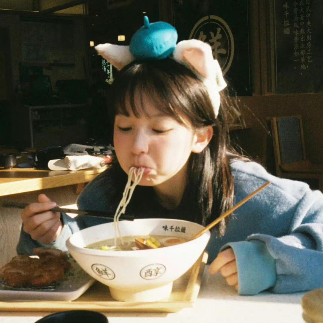 恰饭𝘞𝘦𝘊𝘩𝘢𝘵女生头像.ᐟ‪.ᐟ 盛夏壁纸大放送动漫仲夏狂欢季