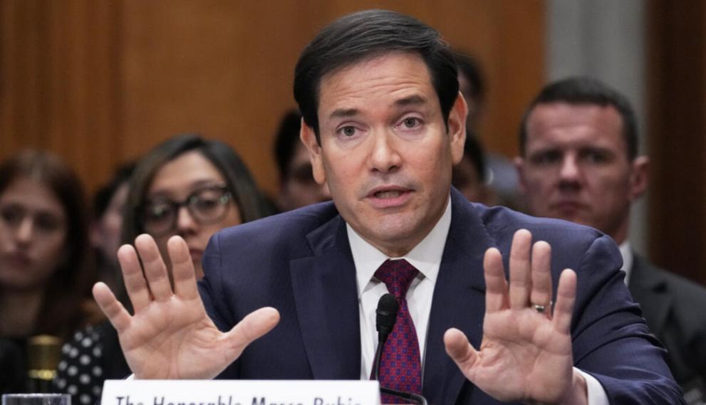 美国国务卿卢比奥今天发文说：“美国对巴拿马最高法院近日判定给予中国的港口特许权违