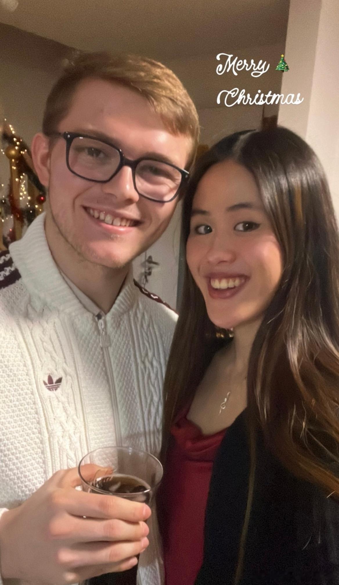 Alexis和女友Melody共度圣诞节🎄 