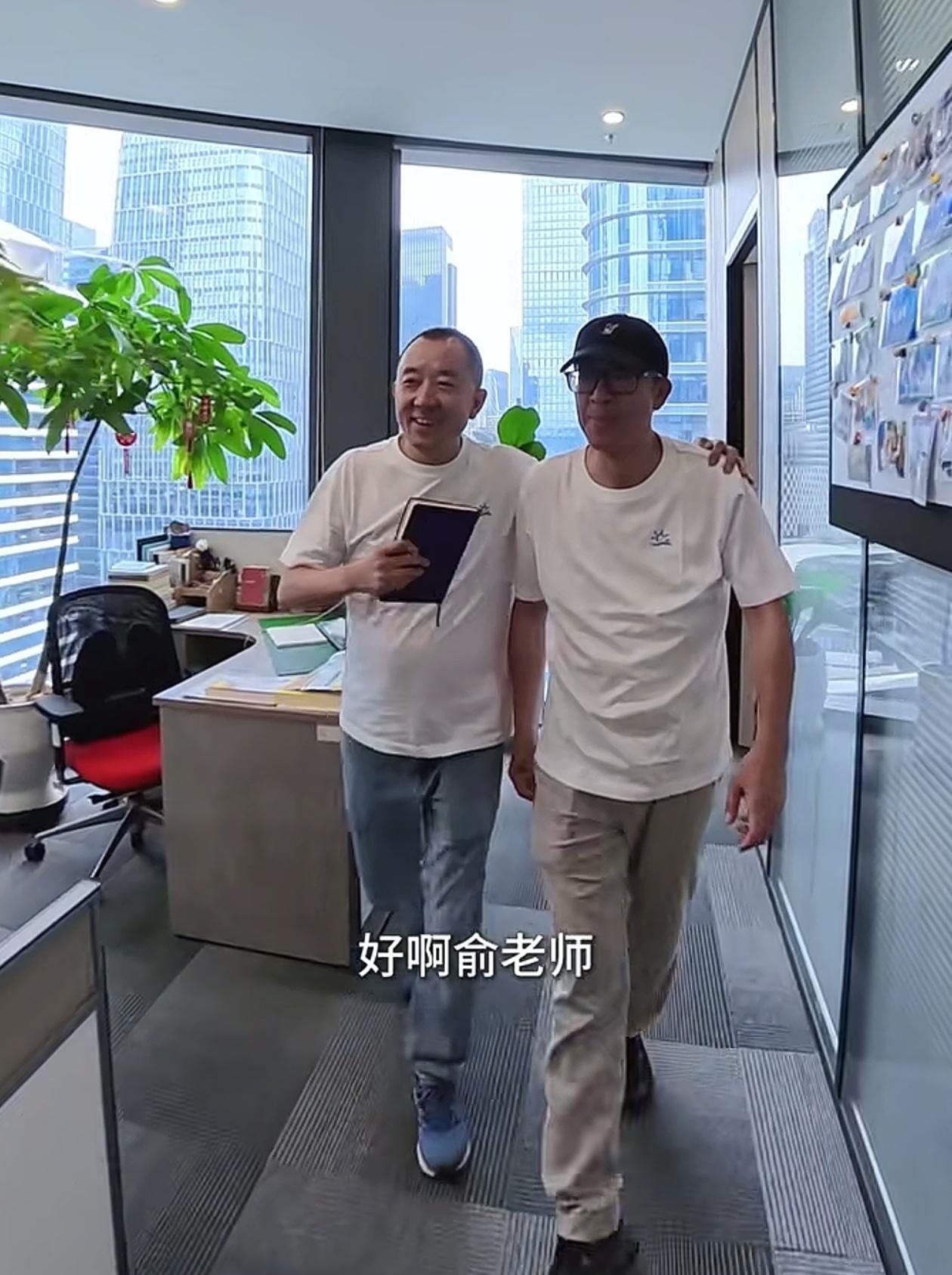 俞敏洪进一步支持陈行甲，150万年薪后又兑现了“双向奔赴”的承诺，还顺手成了49