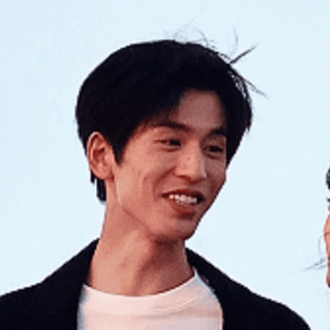 不要怀疑任何一张能进娱乐圈的脸不要怀疑帅哥就是帅哥 ​​​
