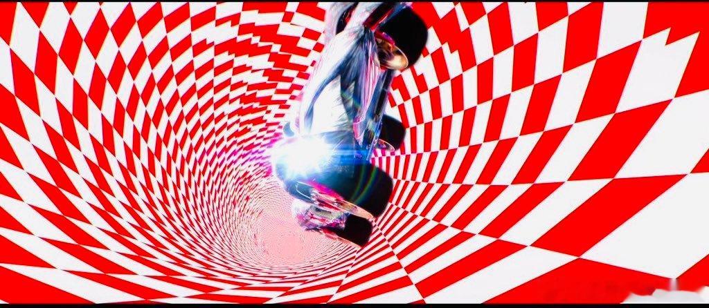 一组沃卓斯基姐妹导演的《极速赛车手》的截图，本片刚在4月20日在北美上映了4K修