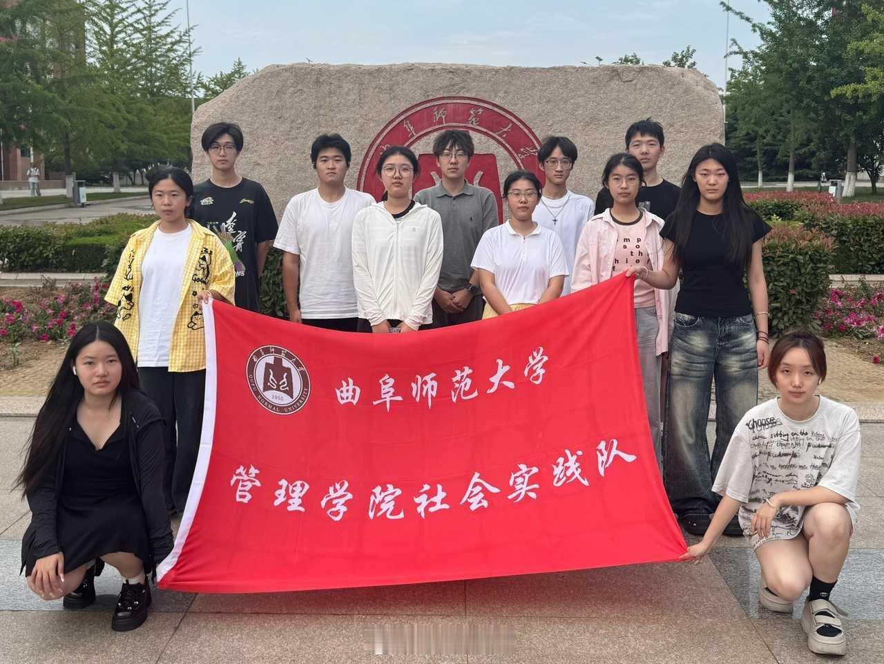 大学生暑假社会实践青春三下乡 【甜瓜兴乡拓销路，实践赋能助产业】      在国