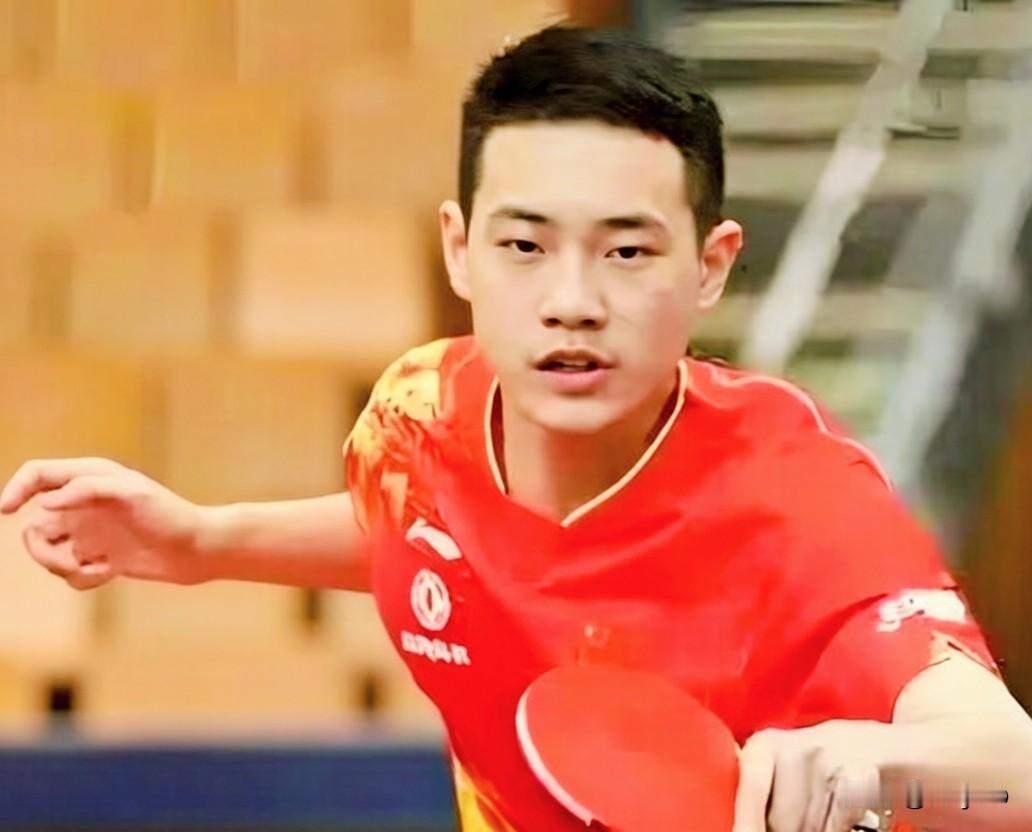 林诗栋陈俊菘在WTT萨格勒布站表现如何萨格勒布站男单头号种子林诗栋苦战五局，手握