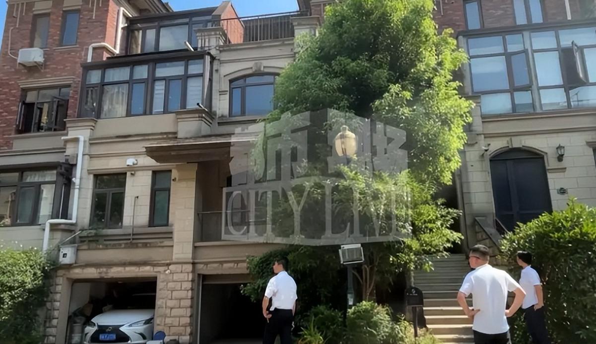 [中国赞]江西南昌，一男子买下别墅后，一直都没装修，直到10多年后，他才回来查看