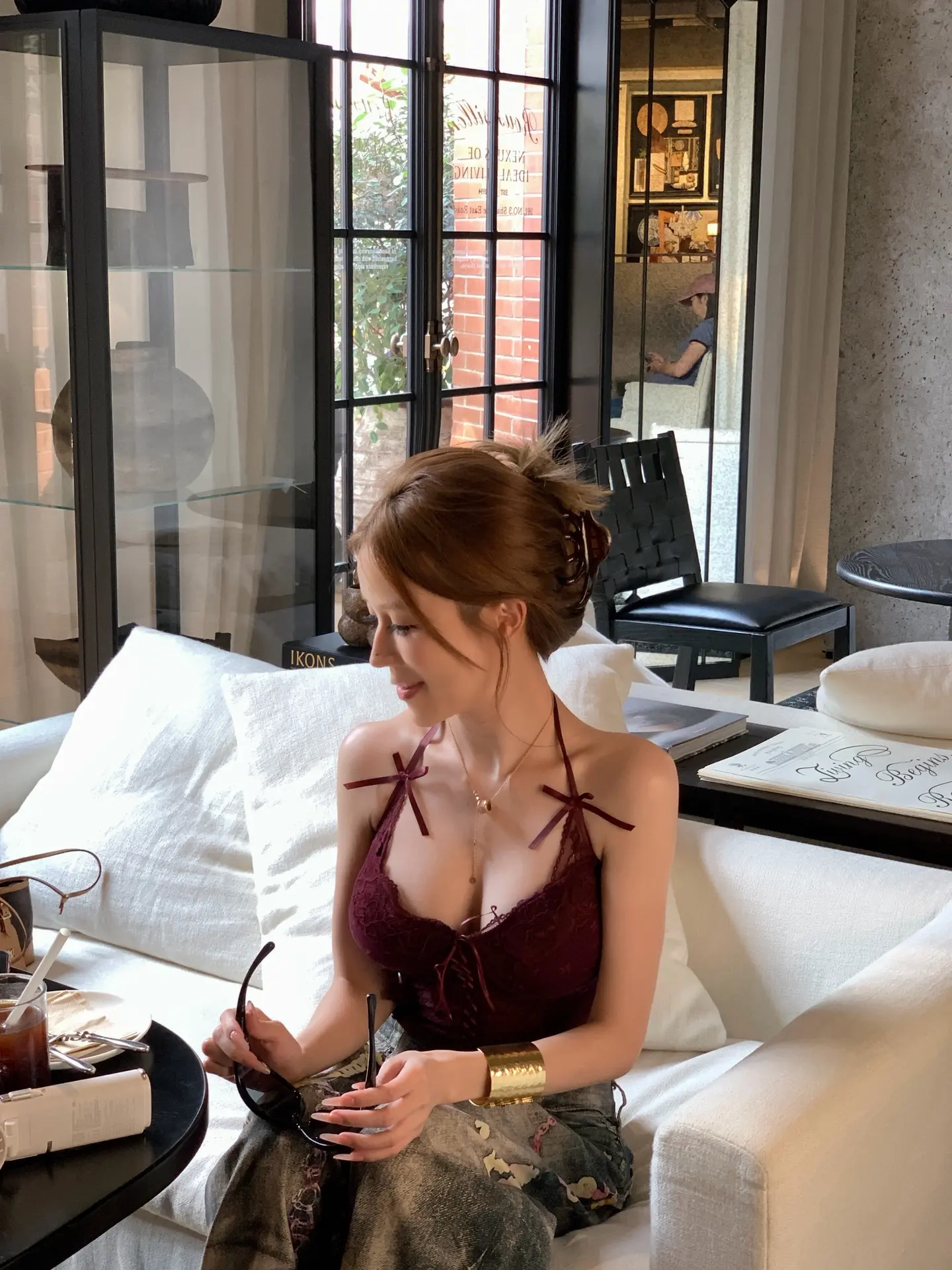 不知道 反正我身材很曼妙。