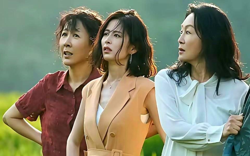 杨凡雁（王姬饰演）没想到，杨凡梅（颖儿饰演）也没想到，
原先那个在深圳打工赚钱给