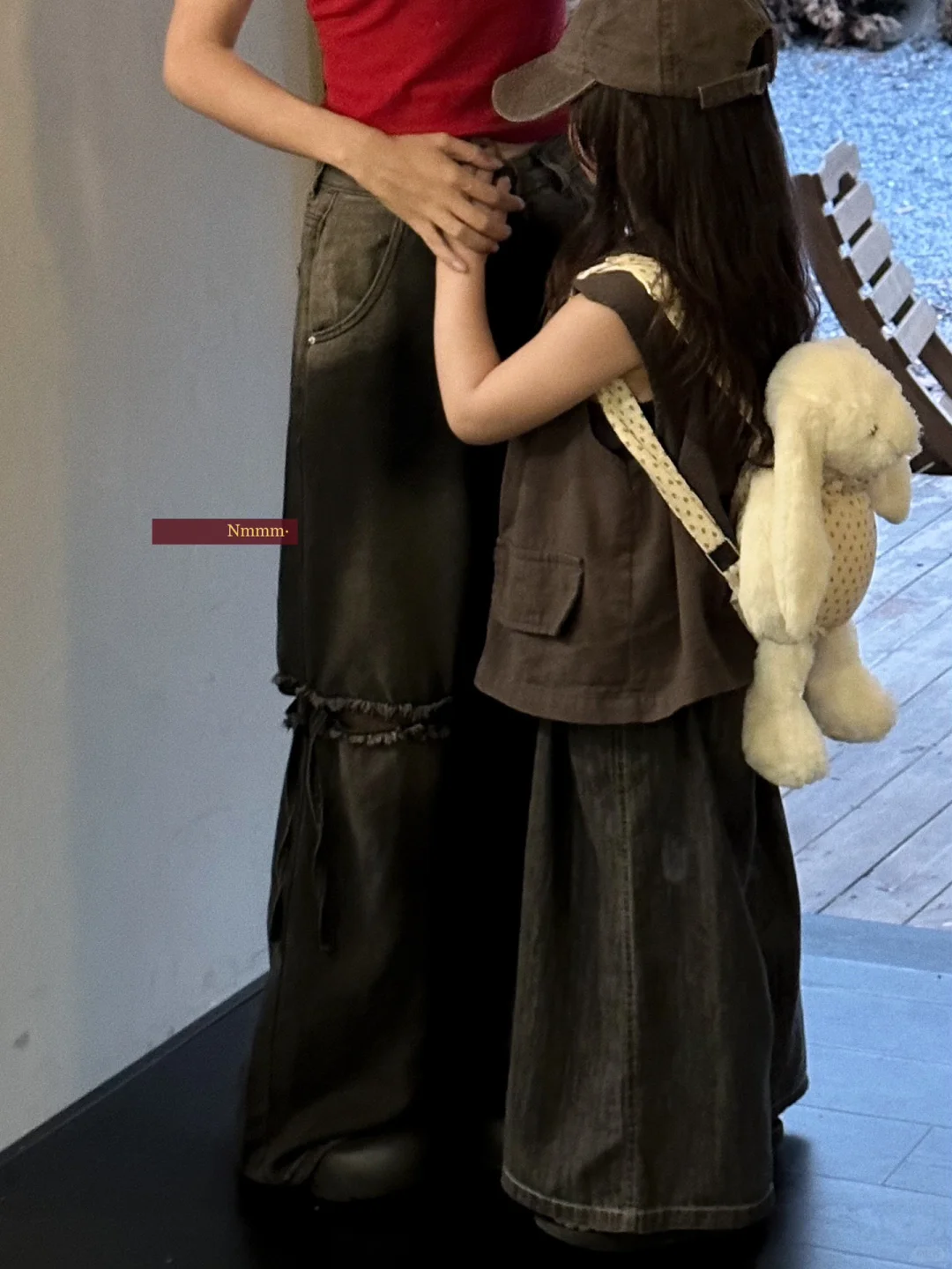 母慈子孝！