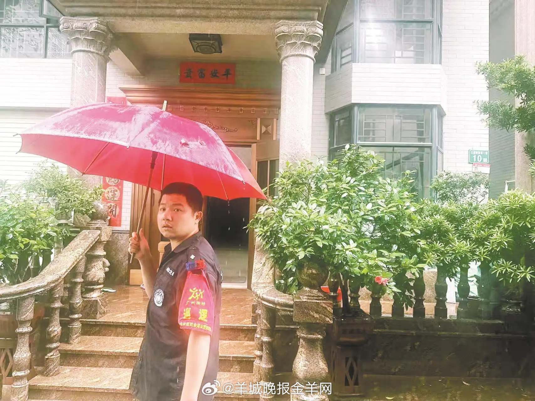 【汤伟鹏舍身救人——“生死关头，他把生的机会留给了别人”】8月6日上午，由于连日