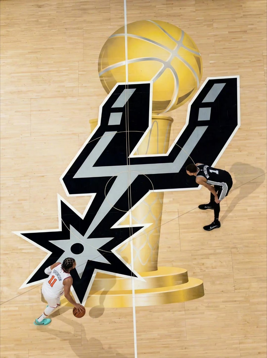 NBA总决赛地板有那味儿了不错，好看👀就是要这味道nba零距离