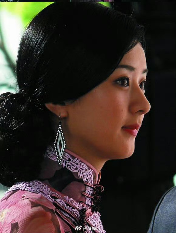 赵丽颖赵丽颖乔妍赵丽颖 电影乔妍的心事“以颖火虫点微星光，护赵丽颖万丈光芒”
