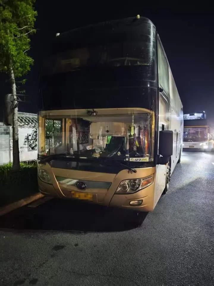 7月5日22时10分，扬州交警高速二大队民警在宝应服务区开展夜间检查，查获一辆违