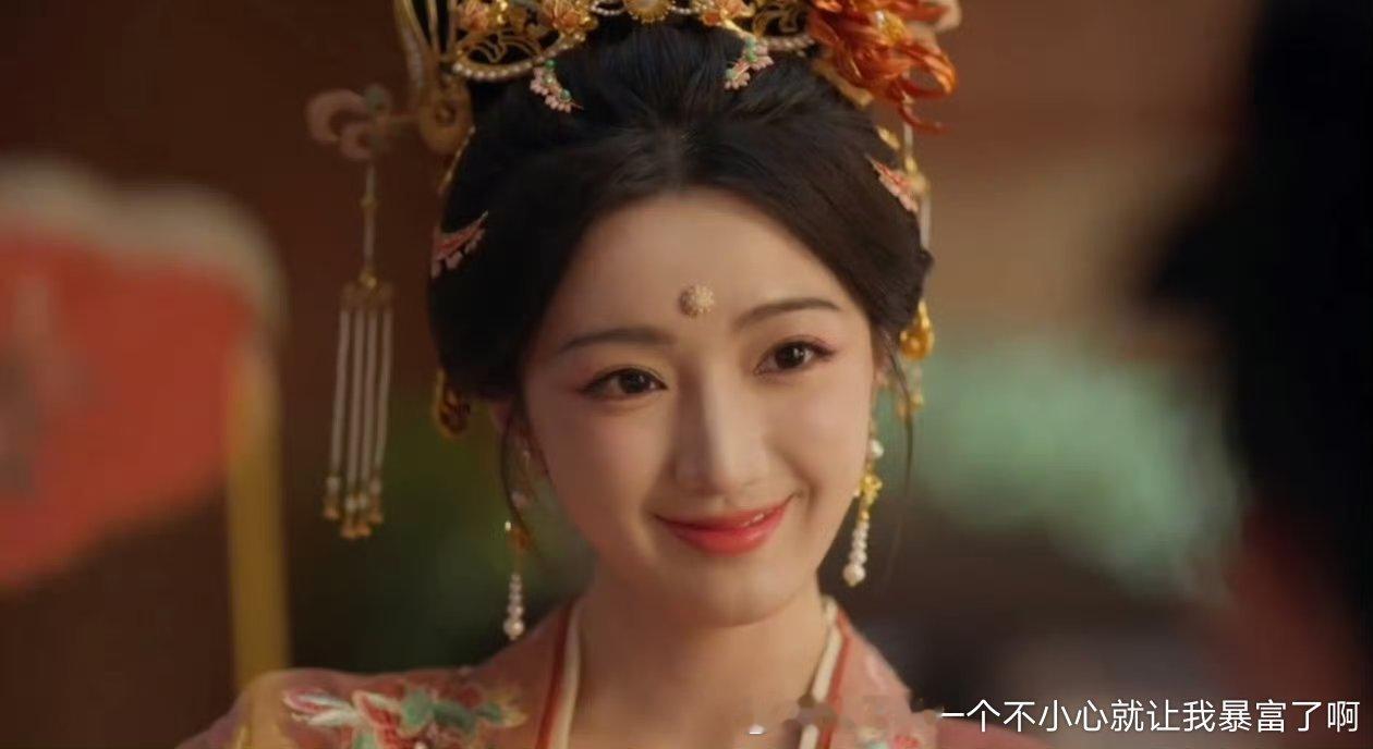 曾庆杰美颜参数没给黄弈调好吧大眼特效开怪了 ​​​