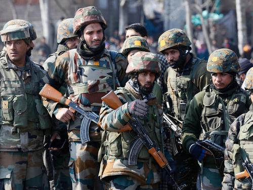 偏偏问题也就出在这，他们总是过于自信，天真地把自己臆测当做结论，因而谁也无法预料