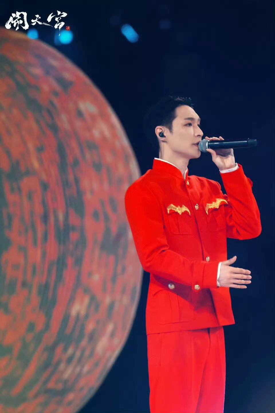 谁还没被张艺兴这场鸟巢演唱会惊到？蘑菇屋的祝福也太戳人了吧！
咱就是说，蘑菇屋全