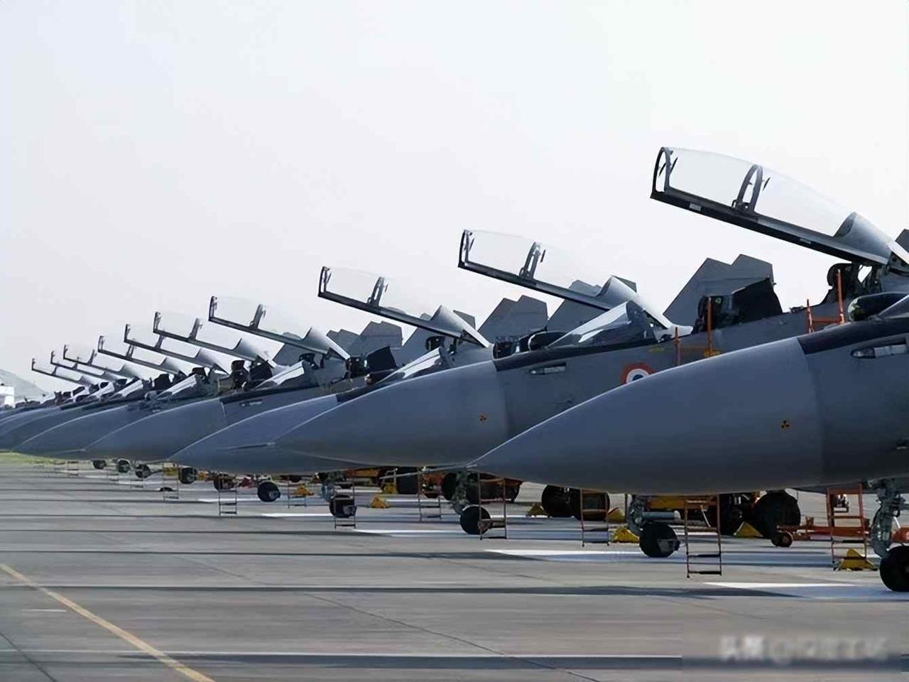 印度对新疆空中威胁解除，中俄终于一起：把印军战机赶出中亚基地

塔吉克斯坦让印度