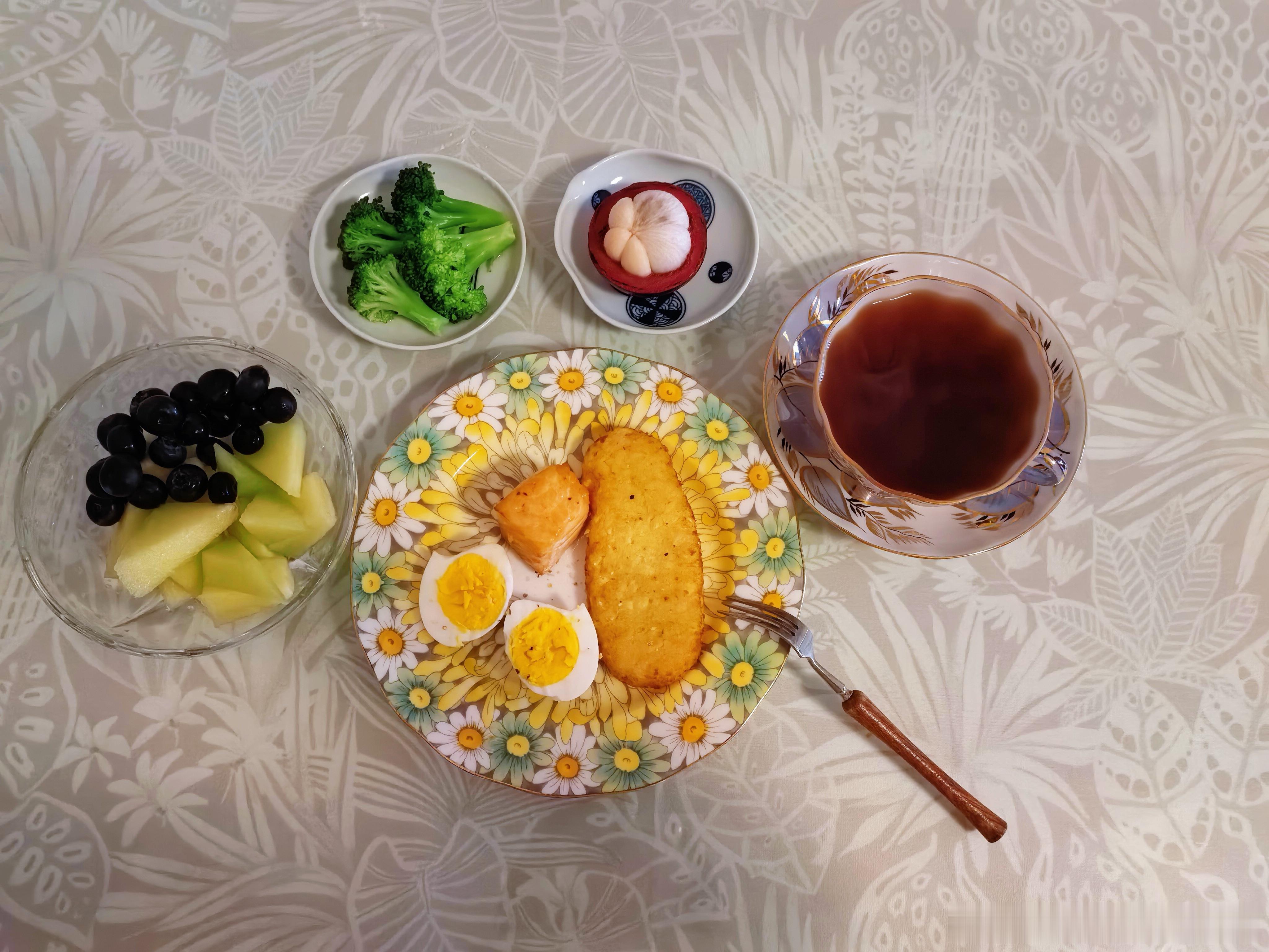 累得没力气做饭就简单吃吃吧 