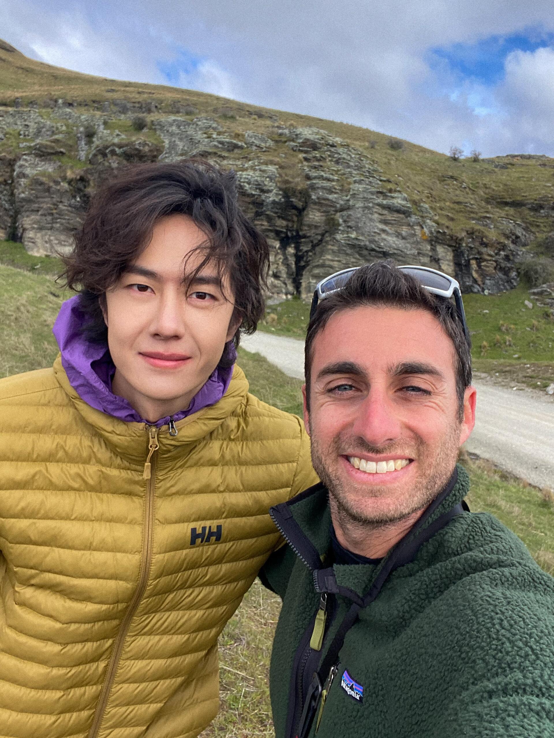 摄影师小红书更新一博拍摄合照真帅哥王一博hh全球品牌代言人