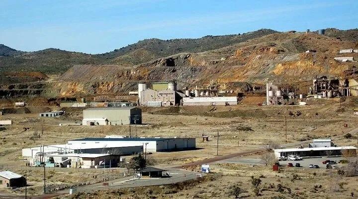 美对华海事物流和造船业301措施：简单说，就是美国之前觉得中国的海运和造船业威胁