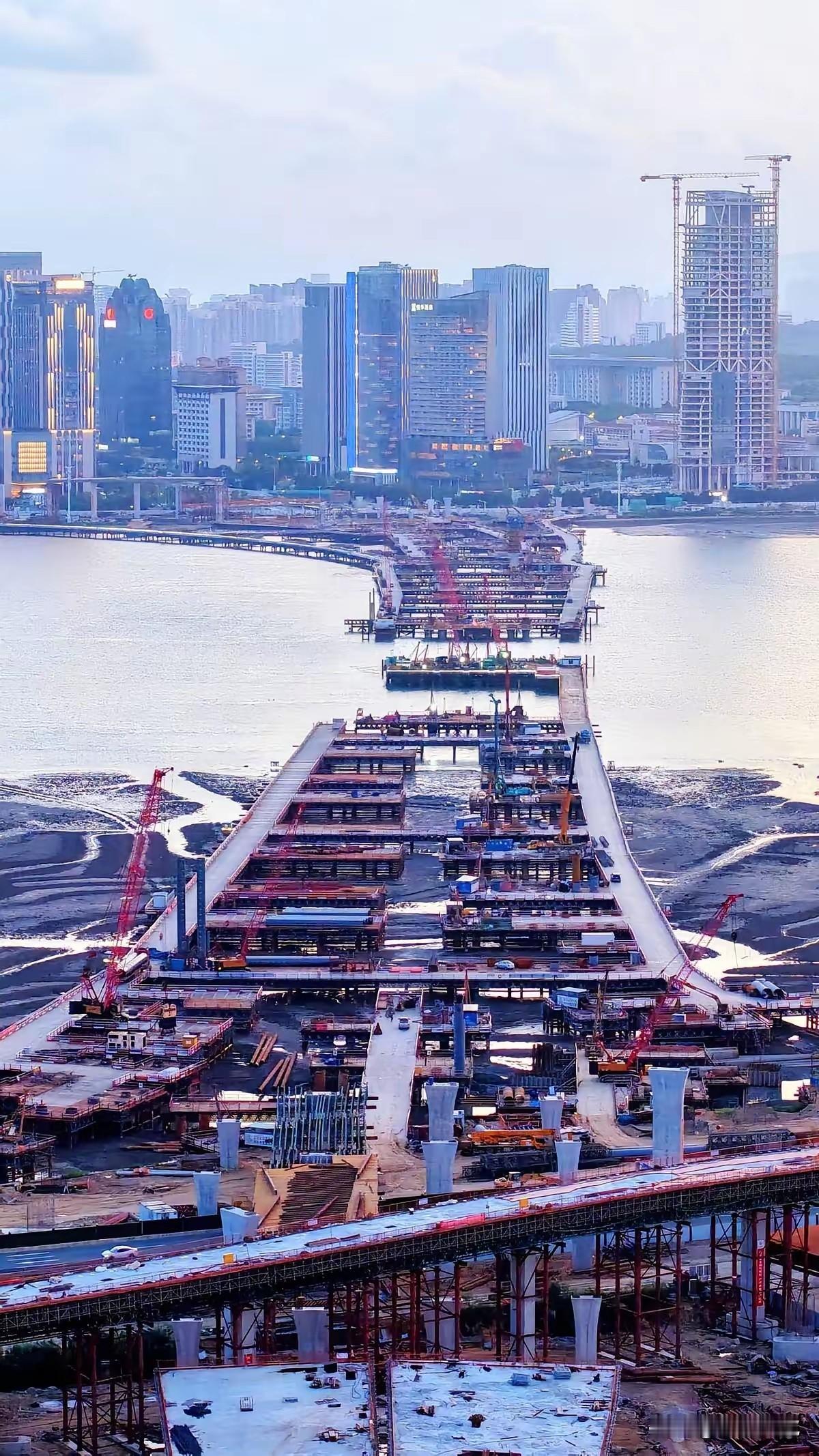 泉州兴旺福建发达，扶福州沉福建。福建想复兴台湾要回归，还得是靠闽南人，请观看澎湖