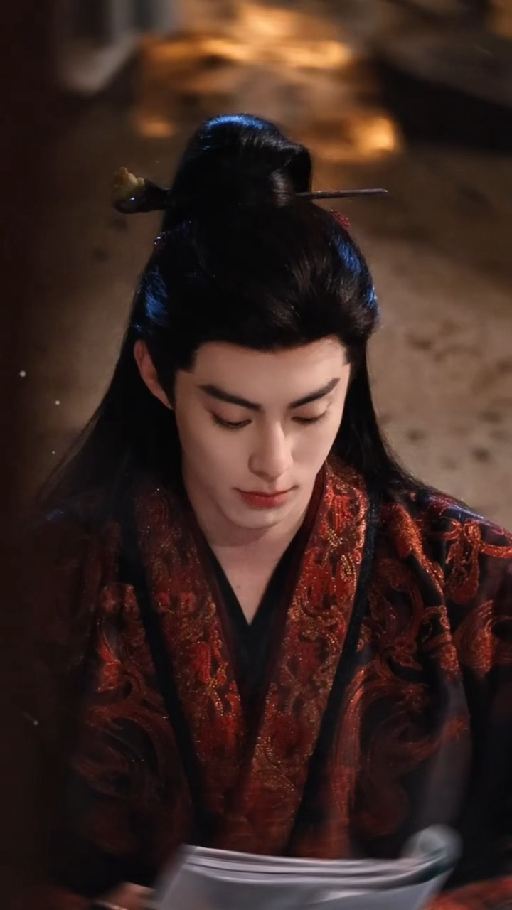 长睫毛无牙仔塑～（cr📕Aken）王鹤棣谢景行