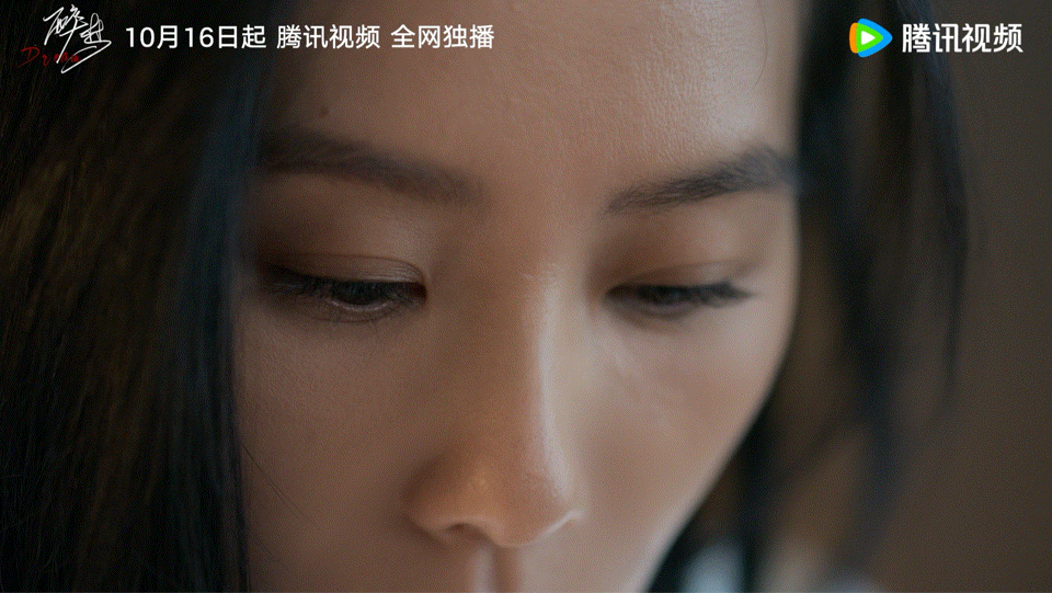 醉梦拍了女记者抡锤砸车 我宣布沈乐水是我今年最喜欢的疯批女人没有之一，锤车那段我