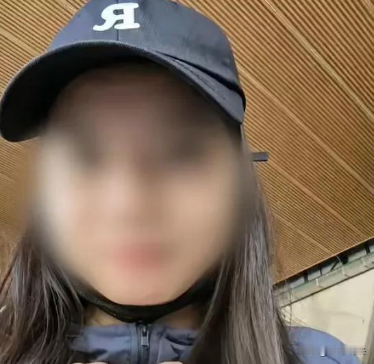 广东广州，一27岁女子认识一泰国网友，对方说了，见面就送她高档手机，女子心动，告
