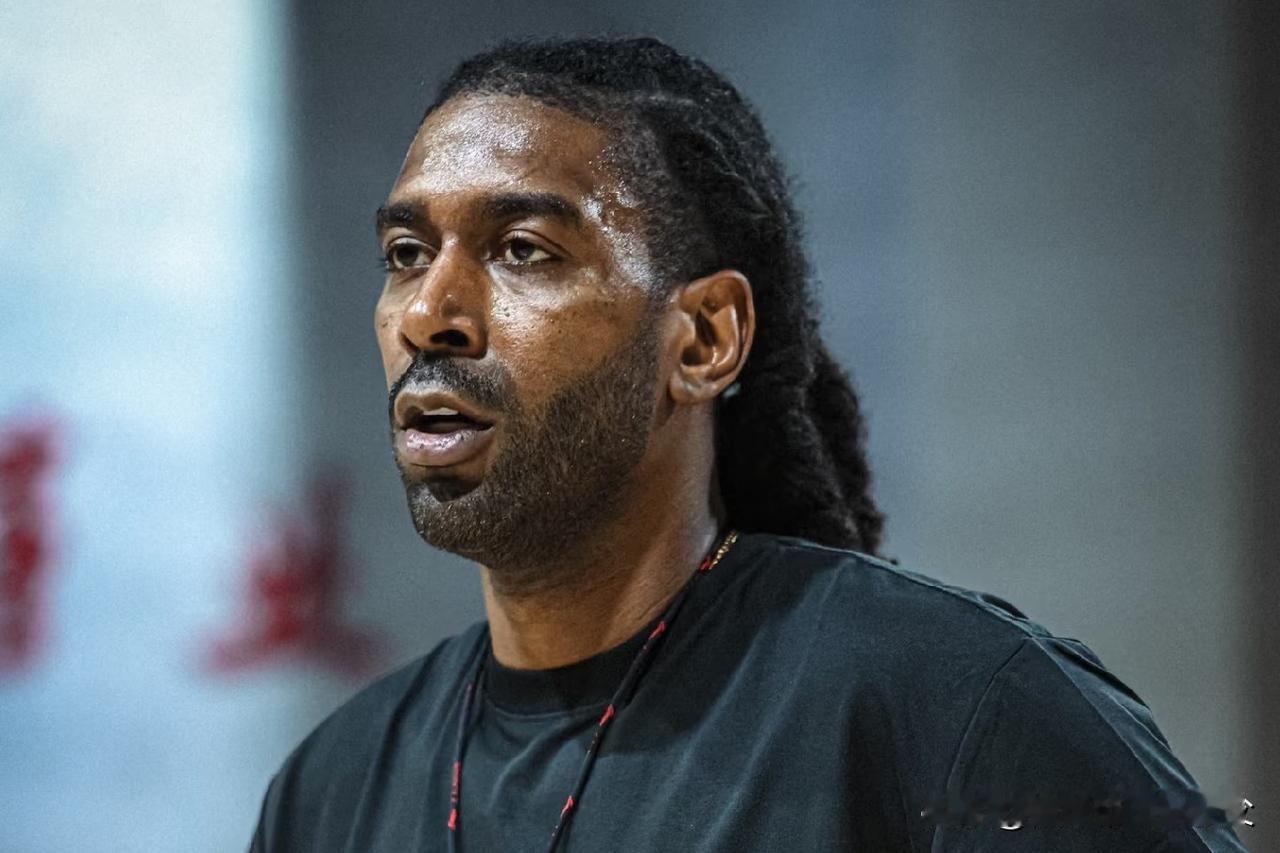 梅奥不愧是nba探花秀！带领辽宁U15男篮11分淘汰广东宏远进8强，迎难而上，广