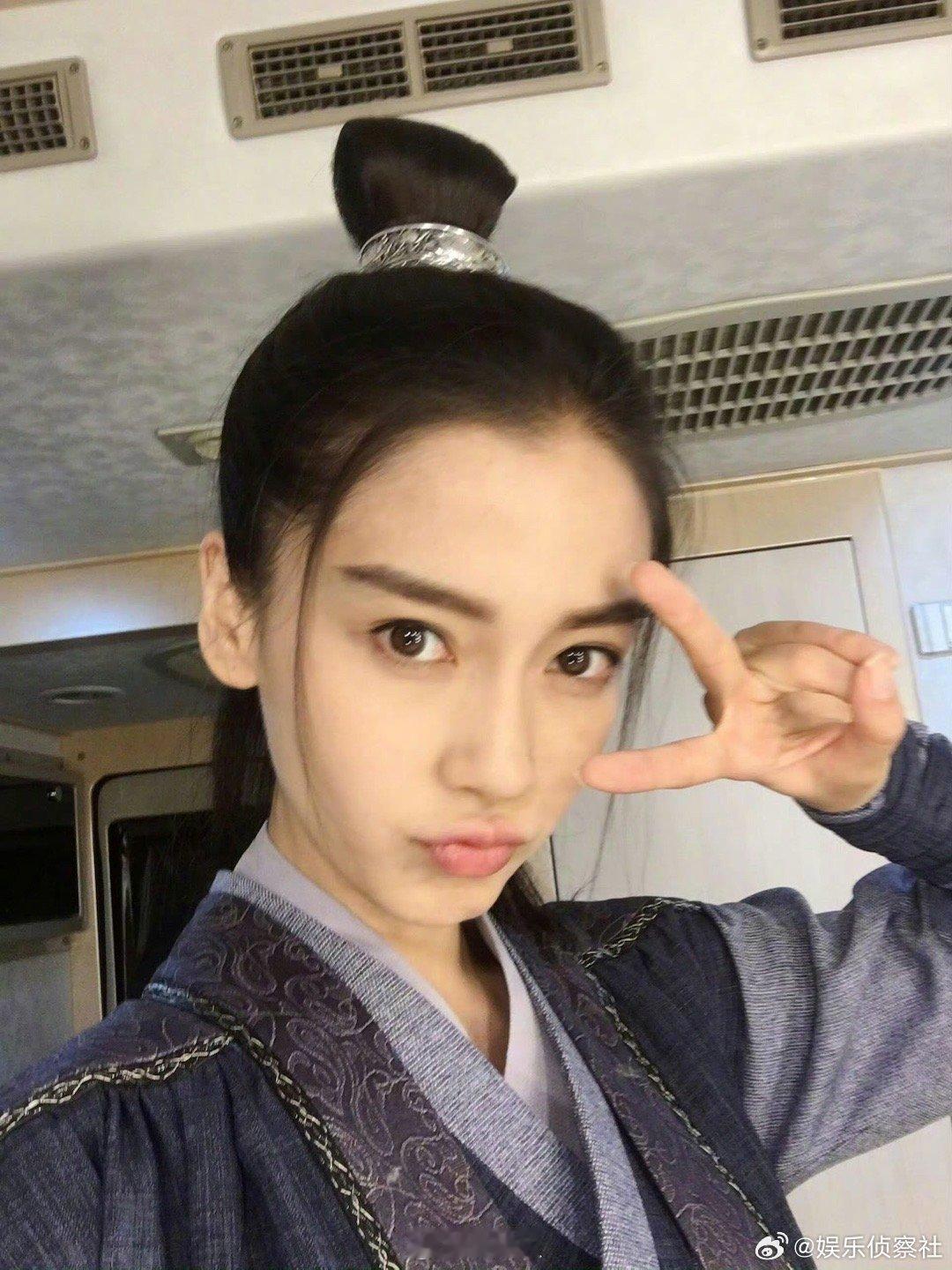 姐姐真的好养眼好漂亮😍啊！ 