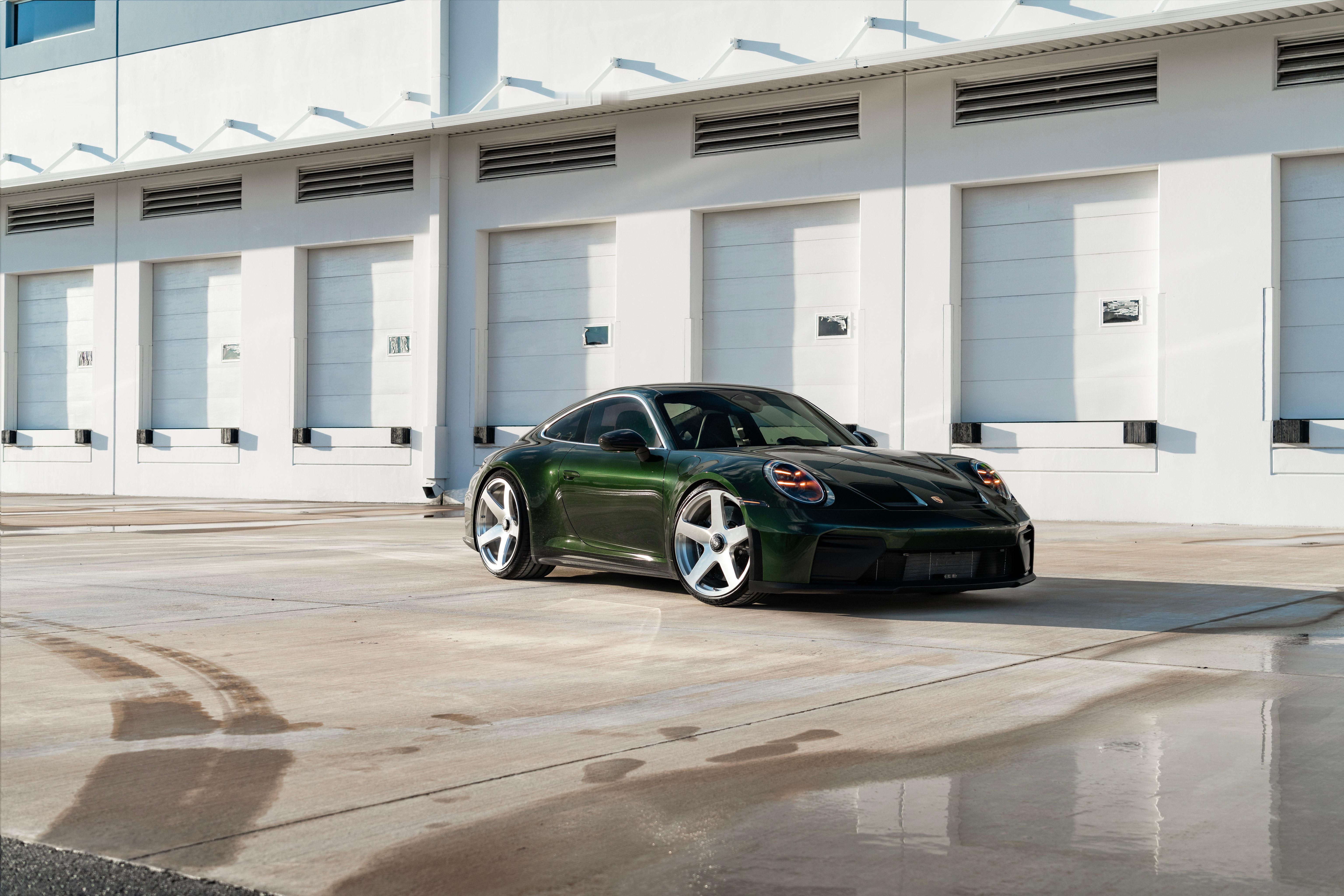 保时捷 Porsche 992.2 GT3 Touring ​​​