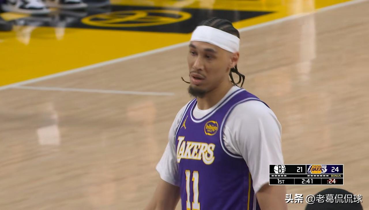 我必须要怒赞湖人大将海斯的盖帽能力！在今天湖人主场以116：99轻取篮网的比赛中