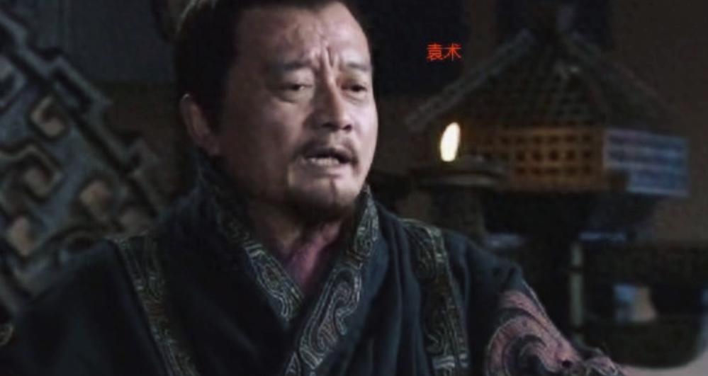 袁术手下藏着两大三国奇才，都堪称刘备克星，曹操和孙权各得其一。

东汉末年天下大