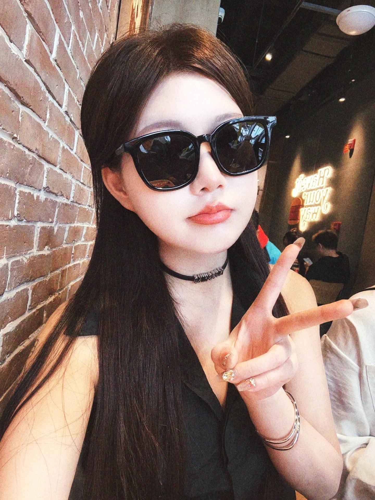 人只有快乐 运气才会好 活在当下就好 不要预知明天的烦恼.