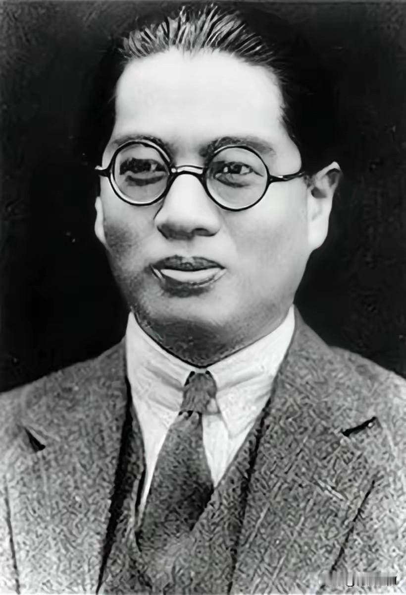 1933年，蒋介石怒斥宋子文：“如果不是你，剿共早就胜利了！”宋子文也怒了：“打