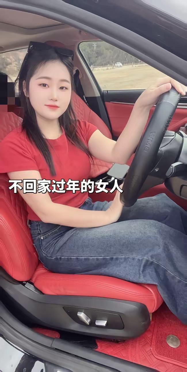 以前羡慕会开车的女人 ，后来我也学会了，但我好像不喜欢开了，现在我觉得坐副驾驶吃