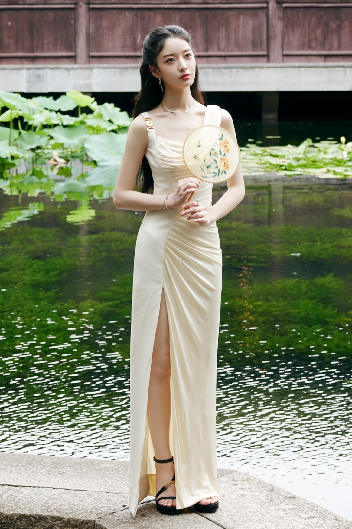 杨舒伊 ​​​