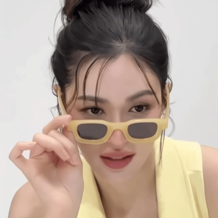 一个善良的人，就象一盏明灯，既照亮了周围的人，也温暖了自己，善良无须灌输和强迫，