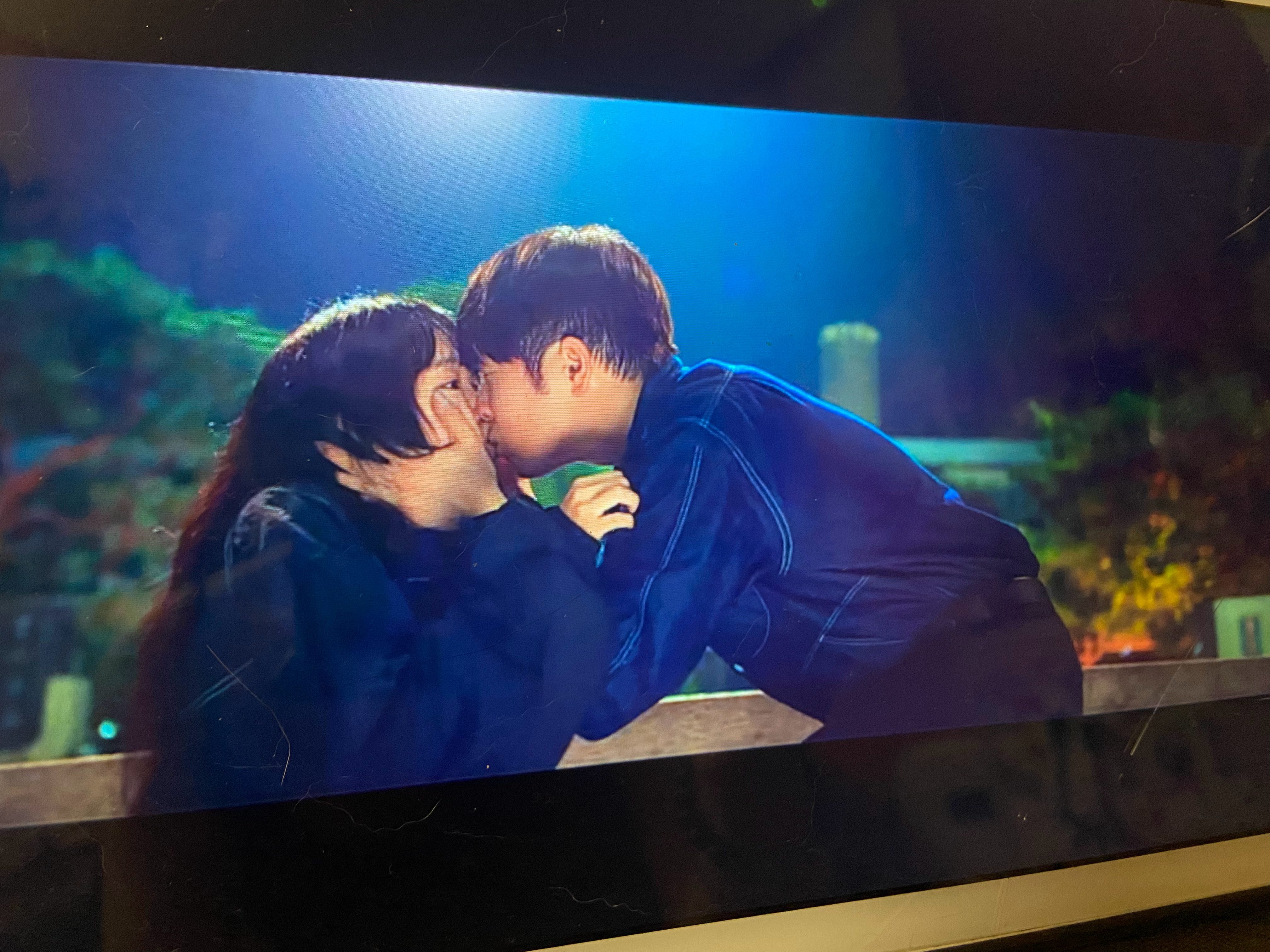 学一下人家《铁拳教育》的cp！！！！这才对！！！！终于不用给男主硬塞cp了！！这