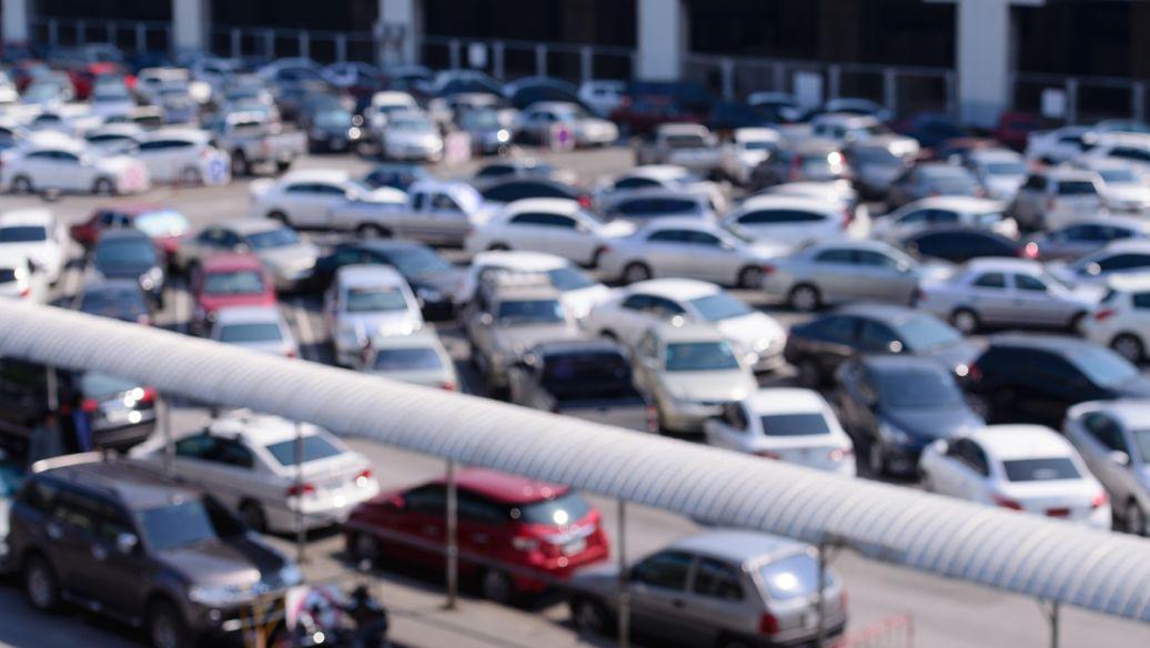 美汽车巨头破产！牵出华尔街黑幕，一场精心策划的骗局终被曝光


2026年3月，