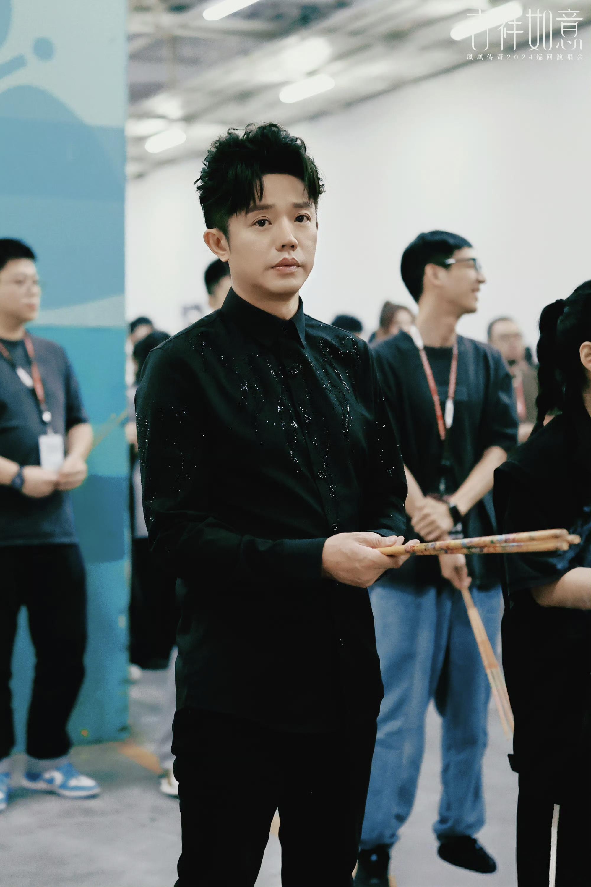 承认吧！毅哥这活还真不是谁都能干！