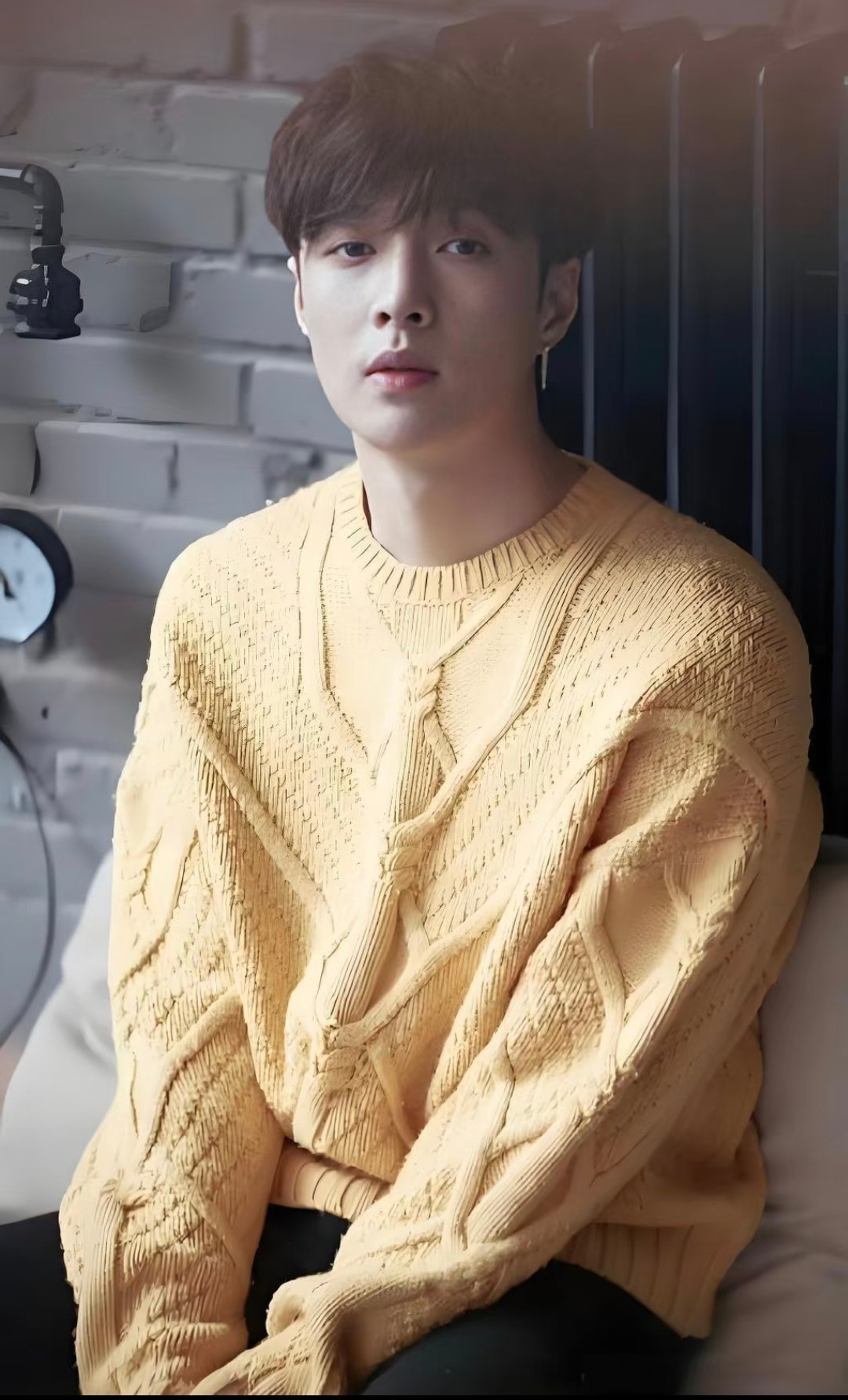 张艺兴曾被国话院召回张艺兴25年底频频赴韩  我是路人，只说一句：有编制就守规矩