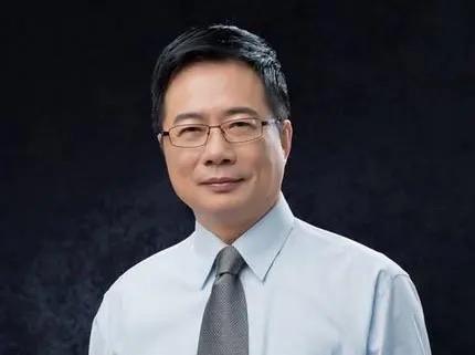 据台媒报道，蔡正元因涉“三中案”及侵占阿波罗公司资产案，被判刑3年6个月，近期将