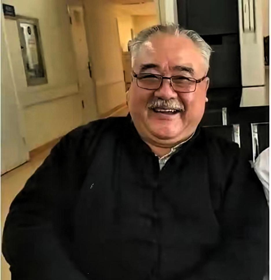 北京一套别墅，雇主10年没回家，再回去时，家里住着保姆的13口亲戚，门锁都换了。