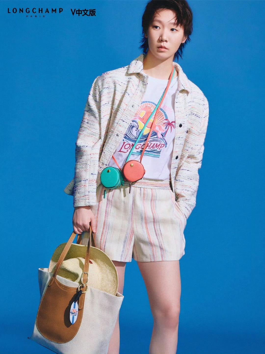 “场上劳模，场下超模”独属于王曼昱的破圈热梗！因为王曼昱是最会拍摄时尚杂志的全国