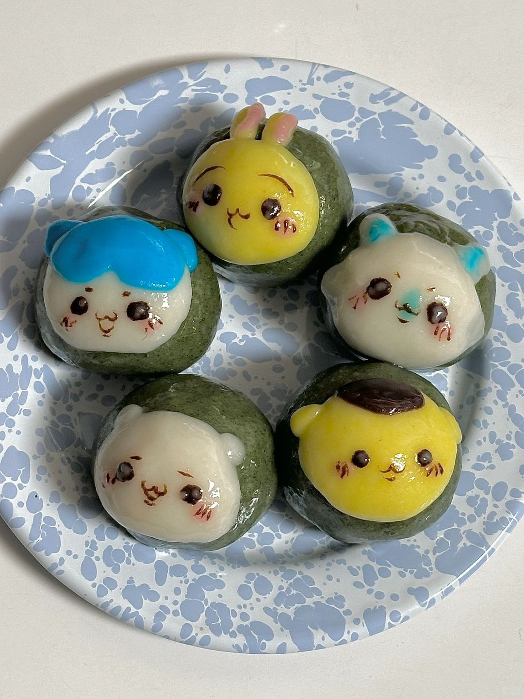 chiikawa豆沙青团
