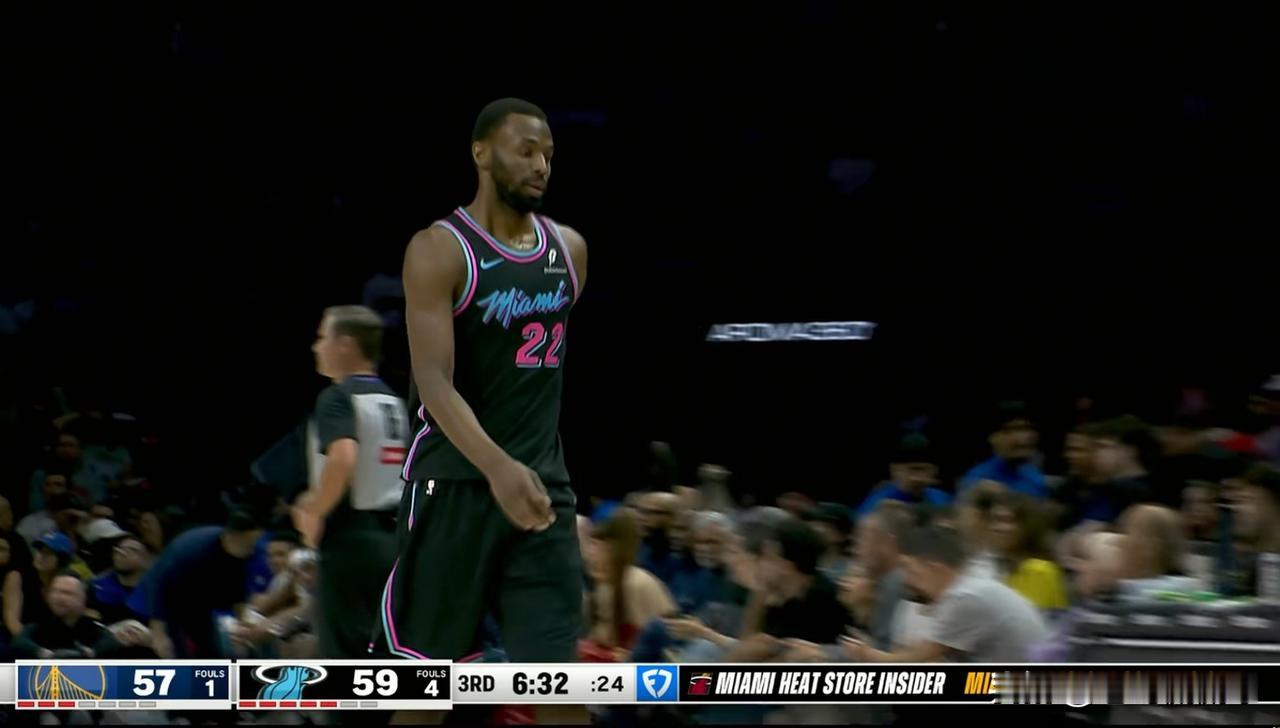 热火大将维金斯真是忘恩负义！在今天热火主场以110：96大胜勇士的比赛中，维金斯