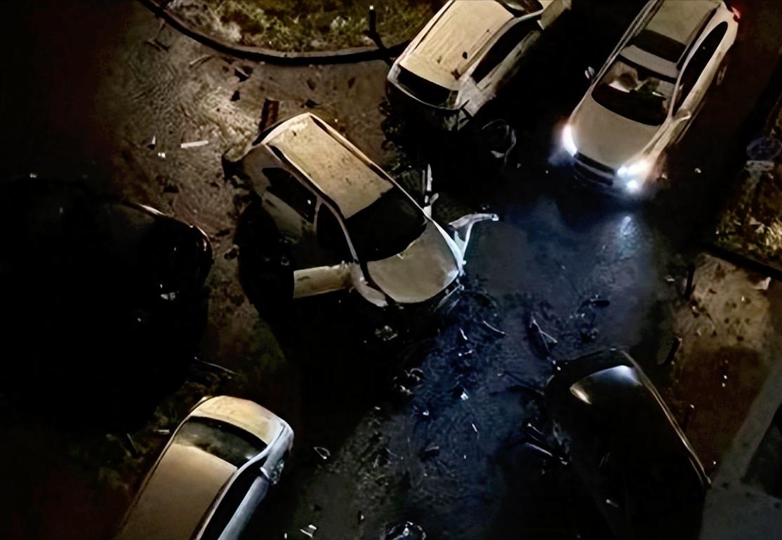 俄乌互怼上新高度！最近俄乌的冲突又闹大了，你打我一下我还你一拳，双方都往对方的要