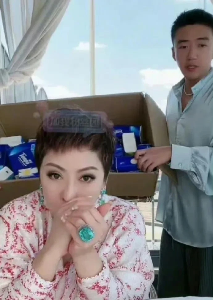 假的都不敢做这么大吧？ 